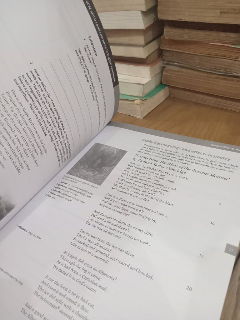  Cambridge Igcse™ And O Level Literature In English – Russell Carey 