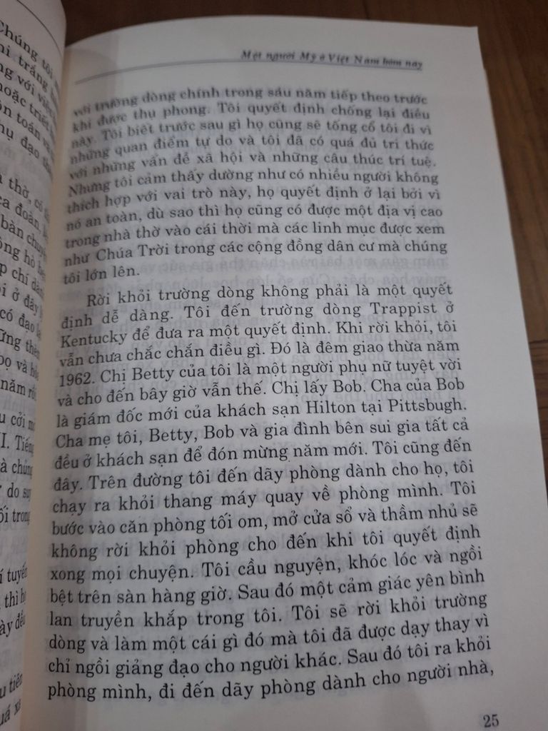  Một Người Mỹ Ở Việt Nam Hôm Nay – Kenneth J. Herrmann, Jr. 