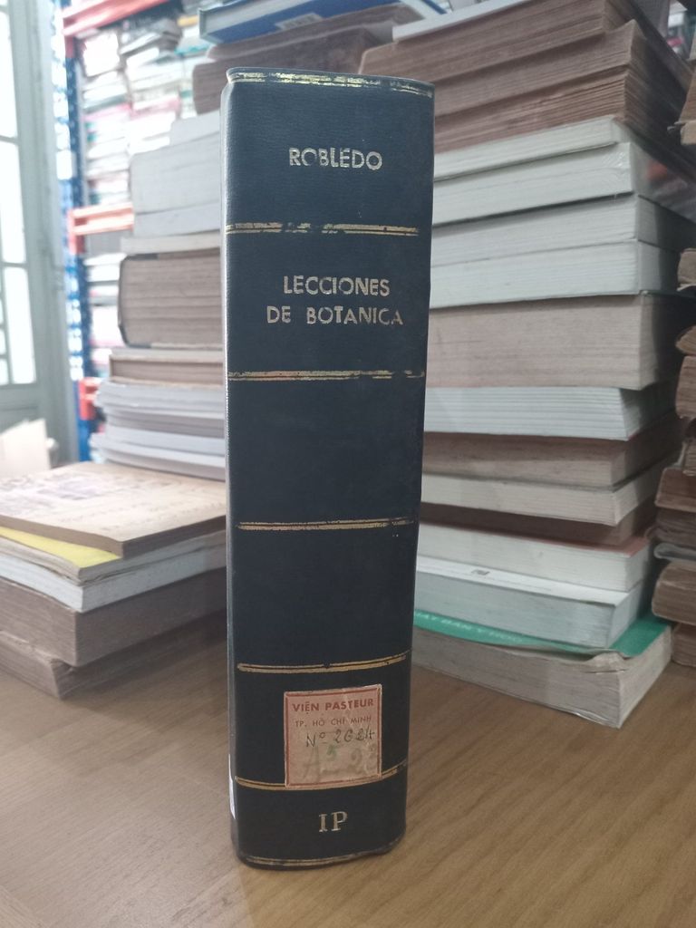 Lecciones De Botanica – Robledo 