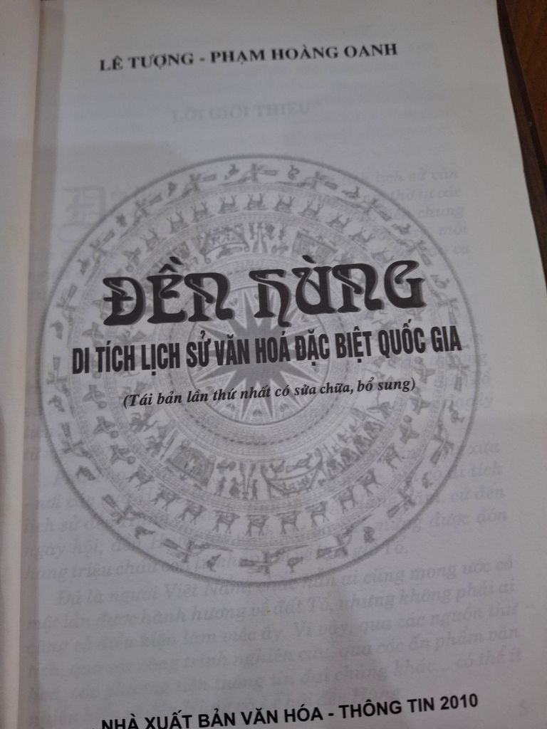  Đền Hùng Di Tích Lịch Sử Văn Hóa Đặc Biệt Quốc Gia – Lê Tượng, Phạm Hoàng Oanh 