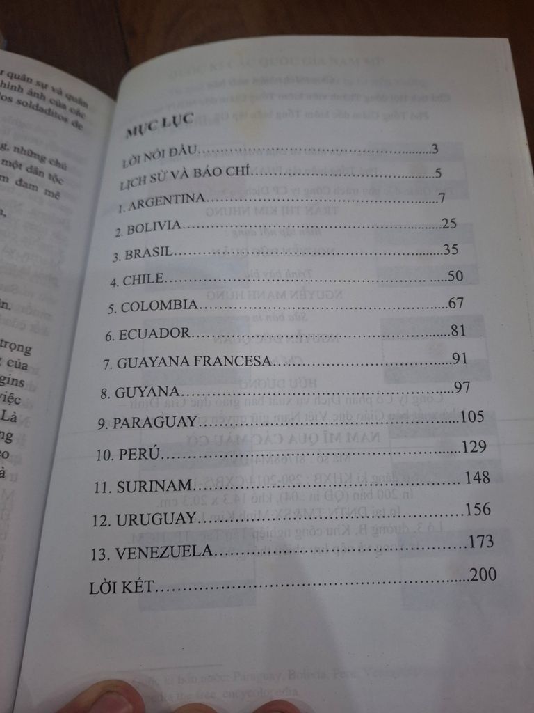  Nam Mỹ Qua Các Màu Cờ – Mariano Saravia 