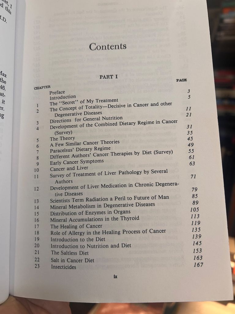  A Cancer Therapy : A Summary Of Thirty Years Of Clinical Experimentation - Max Gerson, M.D 
