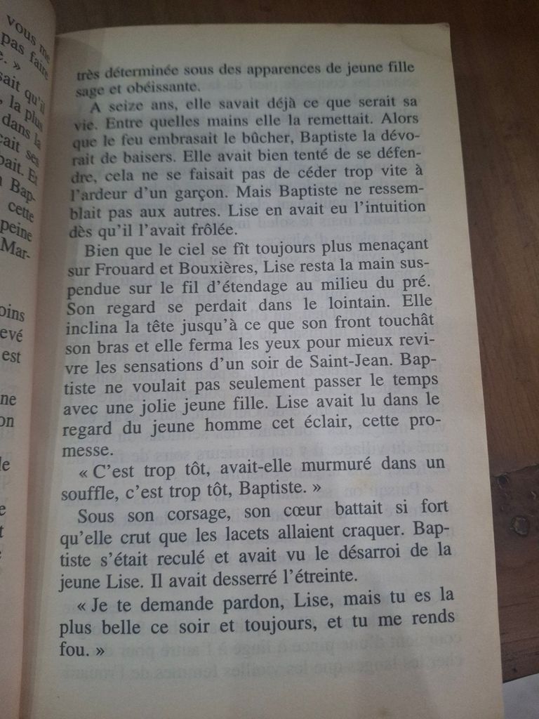 Trois Reines Pour Une Couronne – Elise Fischer 
