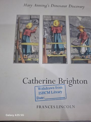  The Fossil Girl – Catherine Brighton 