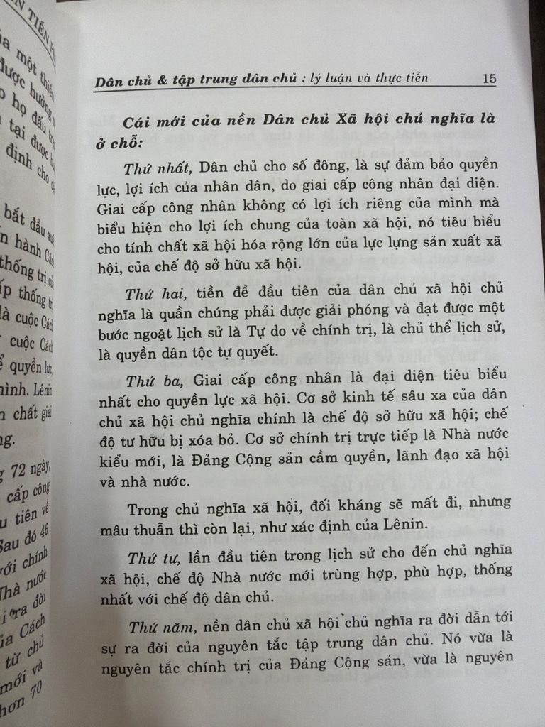  Dân Chủ Và Tập Trung Dân Chủ: Lý Luận Và Thực Tiễn – Nguyễn Tiến Phòn 