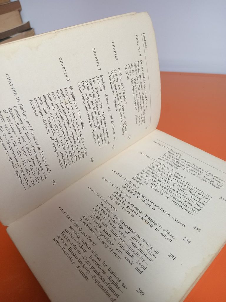  Modern English Business Letters - F.W. King & D.Ann Cree 