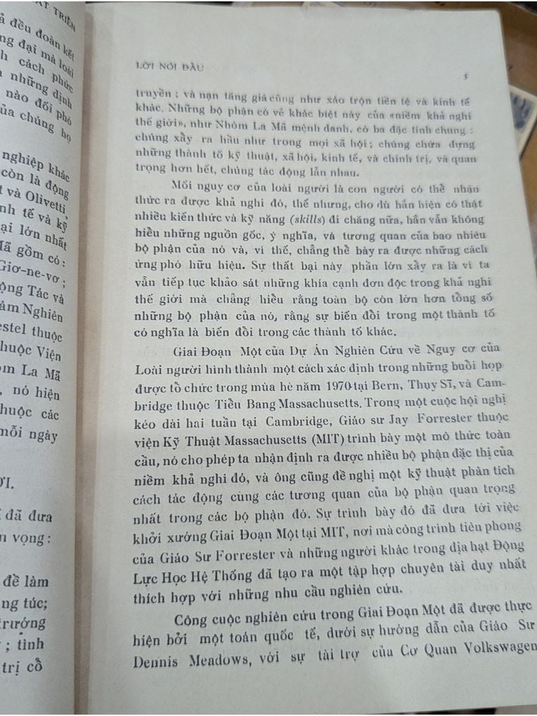  Giới Hạn Phát Triển - Donella H. Meadows, Dennis L. Meadows, Jorgen Randers, William W. Behrens Iii 