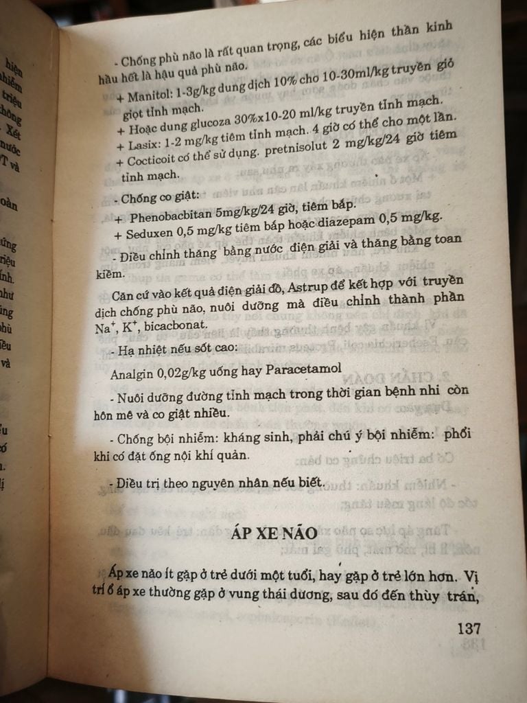  Cấp Cứu Nhi Khoa - Chu Văn Tường, Nguyễn Công Khanh, Trần Quỵ, Lê Nam Trà, Cao Quốc Việt 