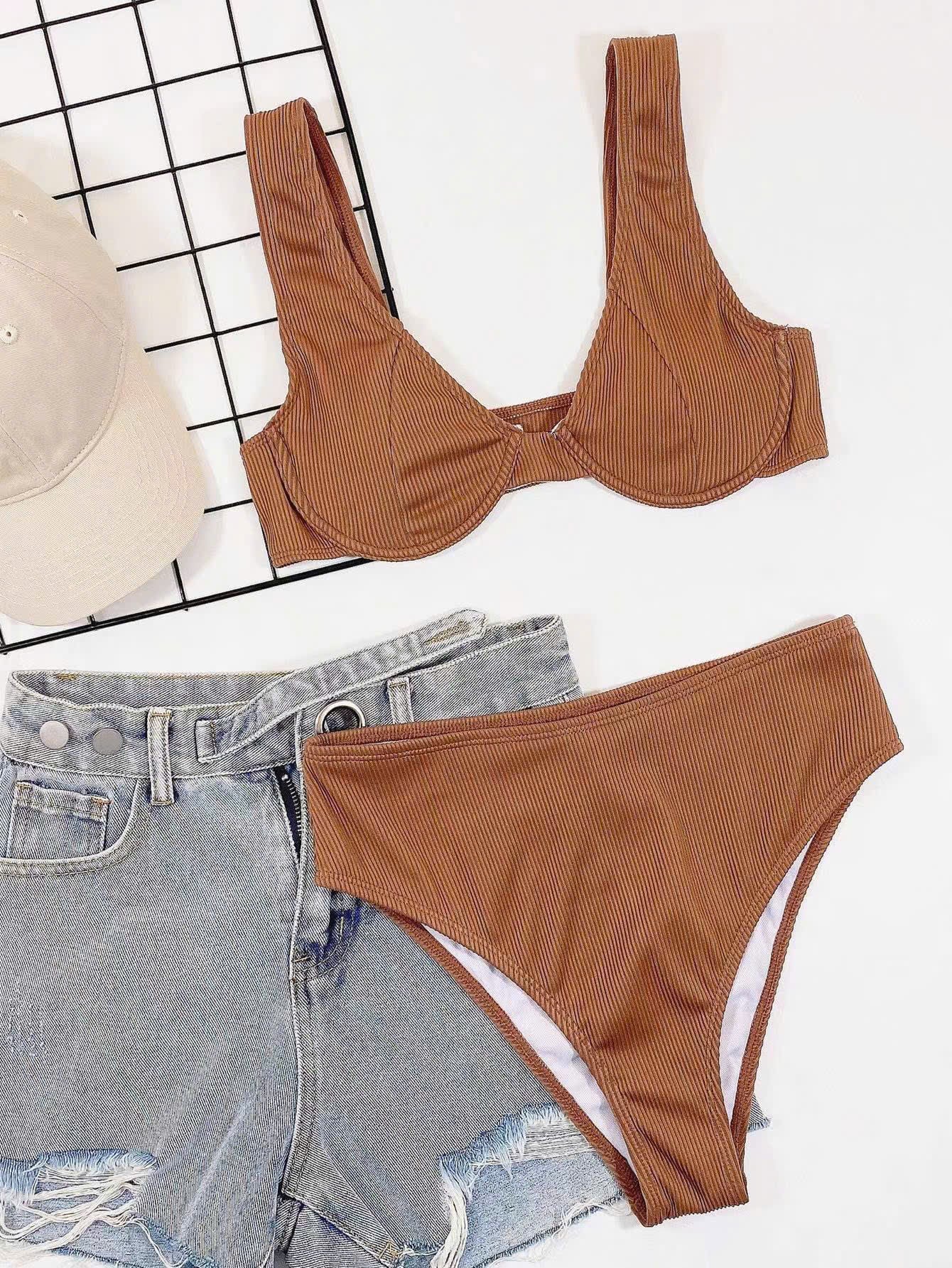 BIKINI 2 MẢNH CHẤT THUN GÂN NÂU TÂY QUẦN XẺ CAO SEXY (SALE)