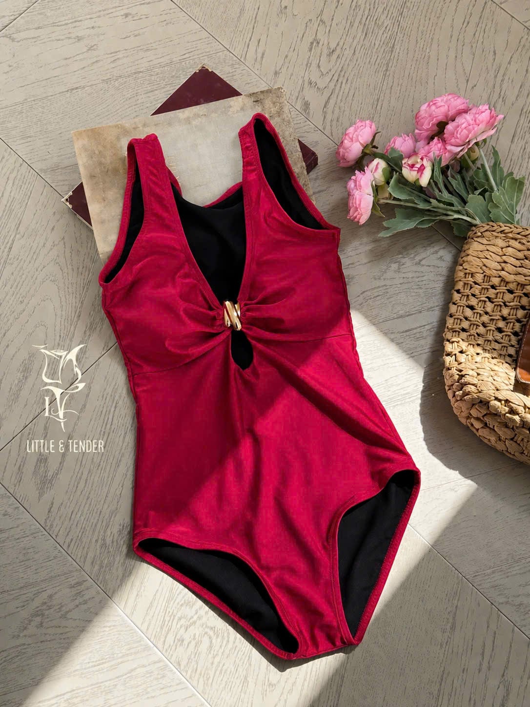 GOLD SHELL SWIMSUIT - ÁO TẮM MỘT MẢNH ĐÍNH SÒ VÀNG SALE