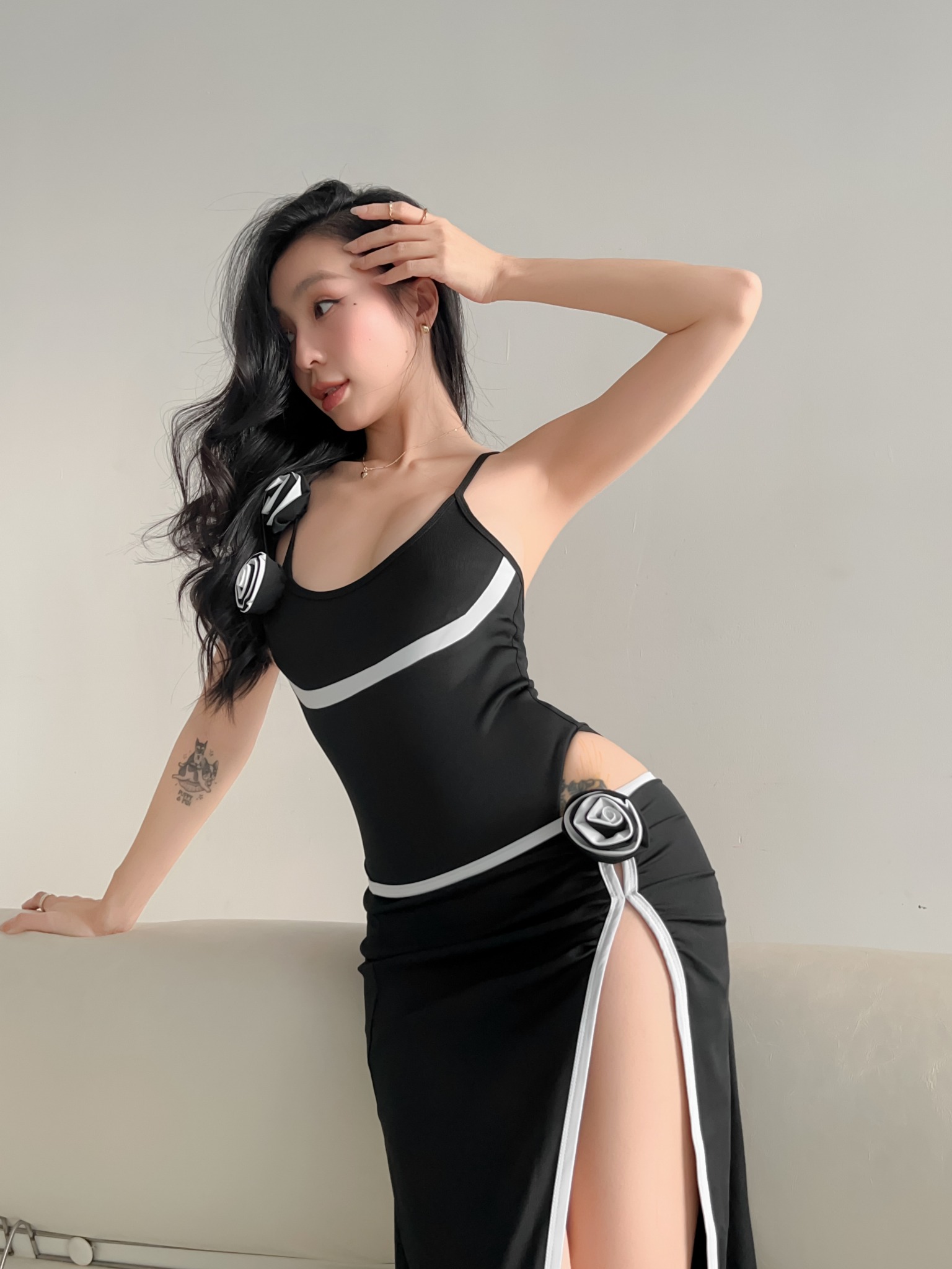 DORIS BODYSUIT - ĐÍNH HOA THỦ CÔNG ĐẶC BIỆT