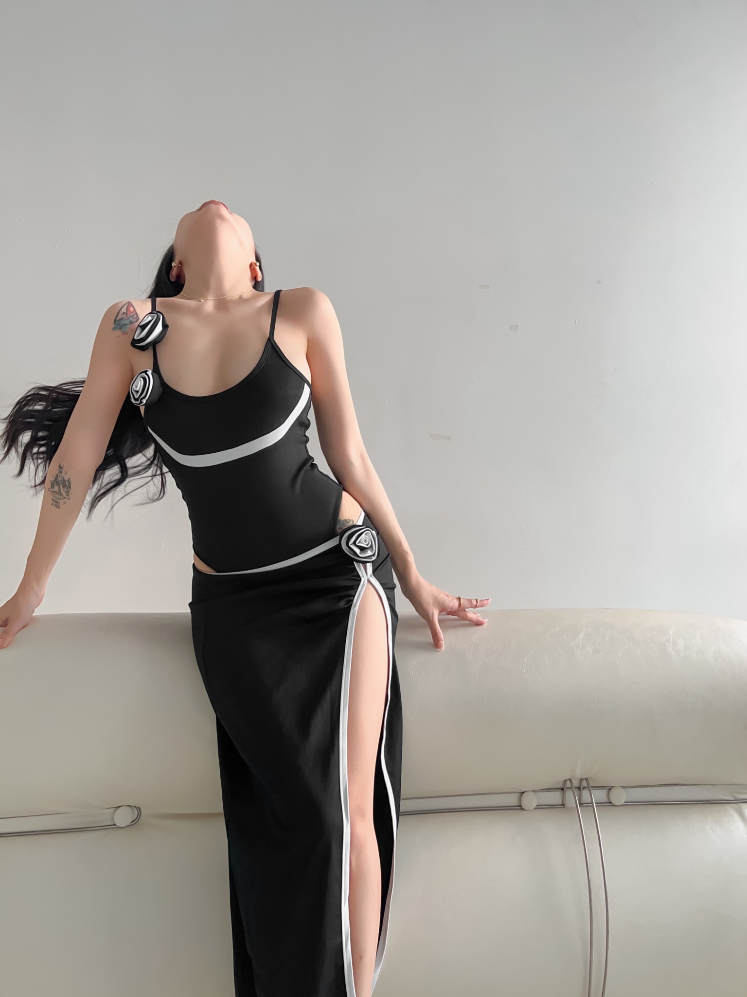 DORIS BODYSUIT - ĐÍNH HOA THỦ CÔNG ĐẶC BIỆT