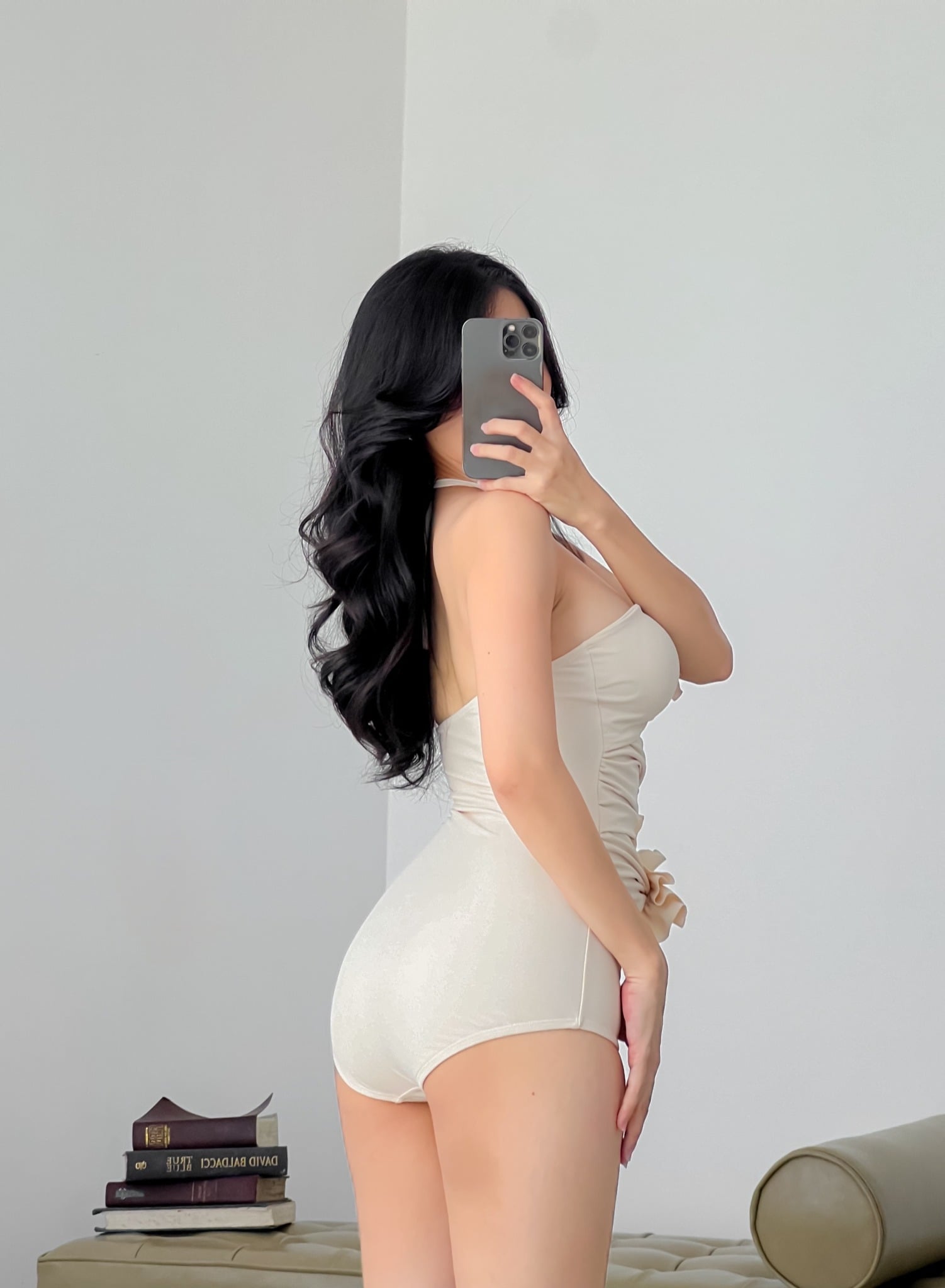 Rowena Swimsuit - Áo Tắm 1 Mảnh Đính 3 Hoa (SALE)
