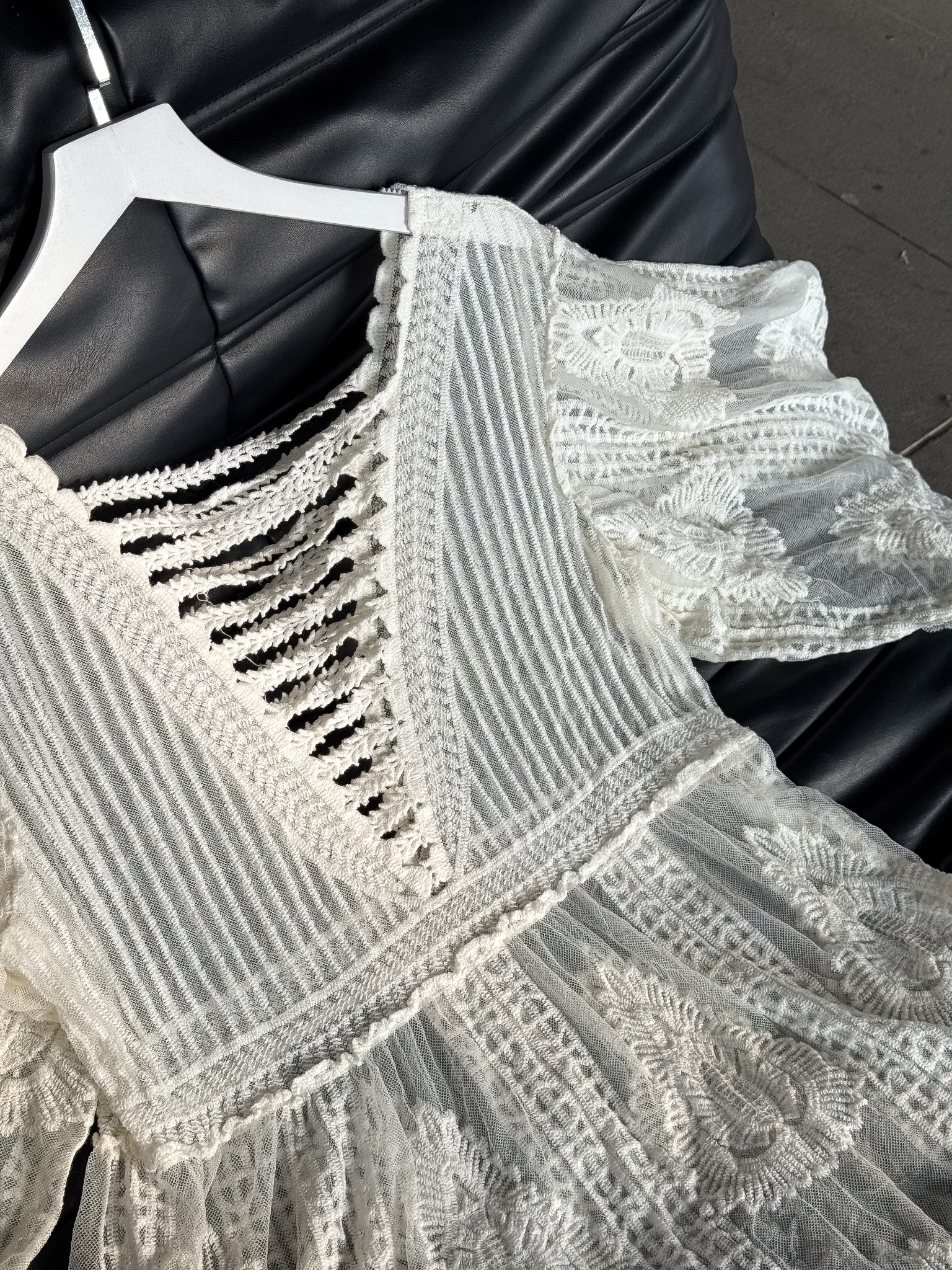 WILLY CARDIGAN - ÁO KHOÁC ĐI BIỂN NGẮN XINH XẮN