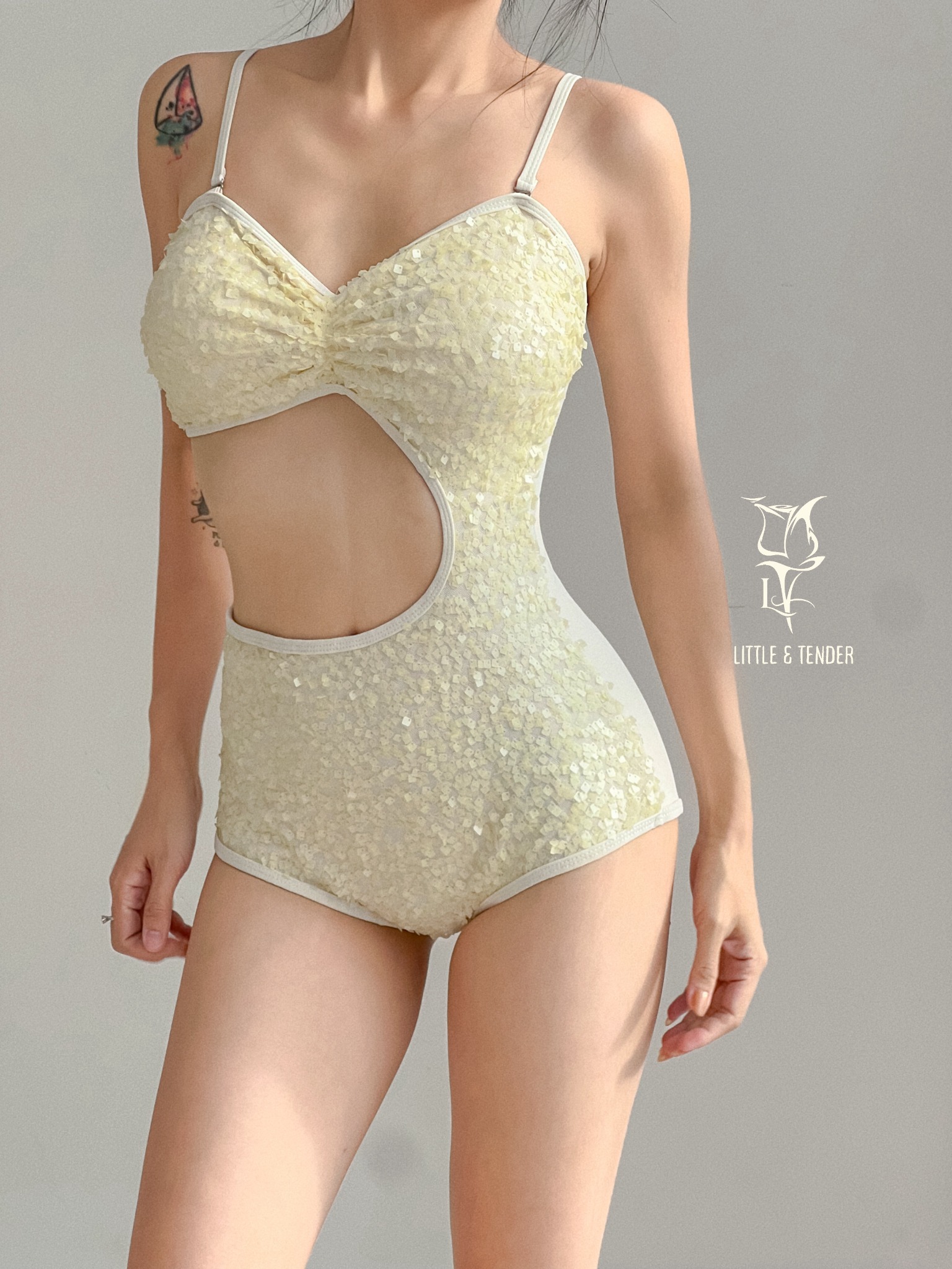 Lunara Swimsuit - Áo Tắm 1 Mảnh Cutout Đính Kim Sa Thủ Công (SALE)