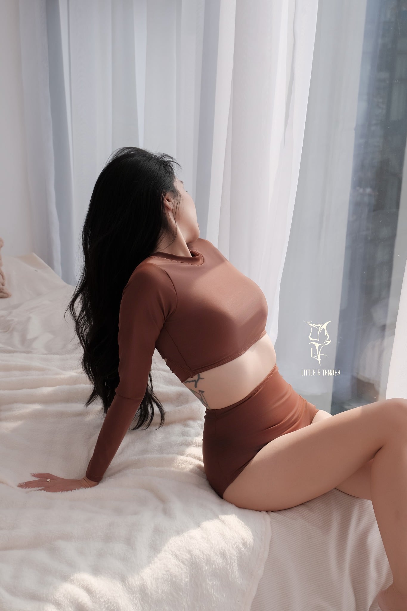 MELINA SWIMSUIT - ÁO TẮM 2 MẢNH TAY DÀI LƯNG 2 NƠ