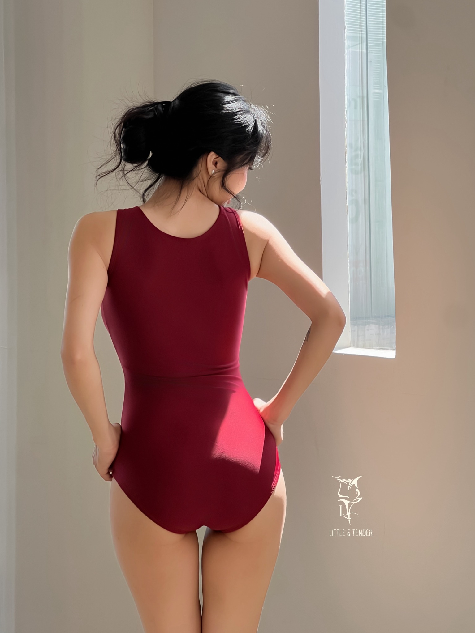 GOLD SHELL SWIMSUIT - ÁO TẮM MỘT MẢNH ĐÍNH SÒ VÀNG