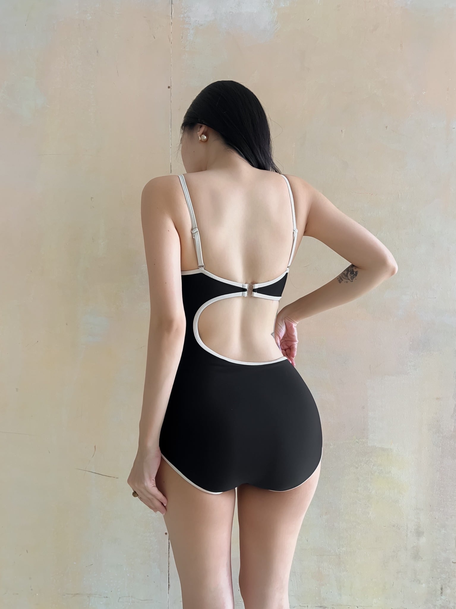 Shella Swimsuit - Áo Tắm 1 Mảnh Cutout Đính Sò