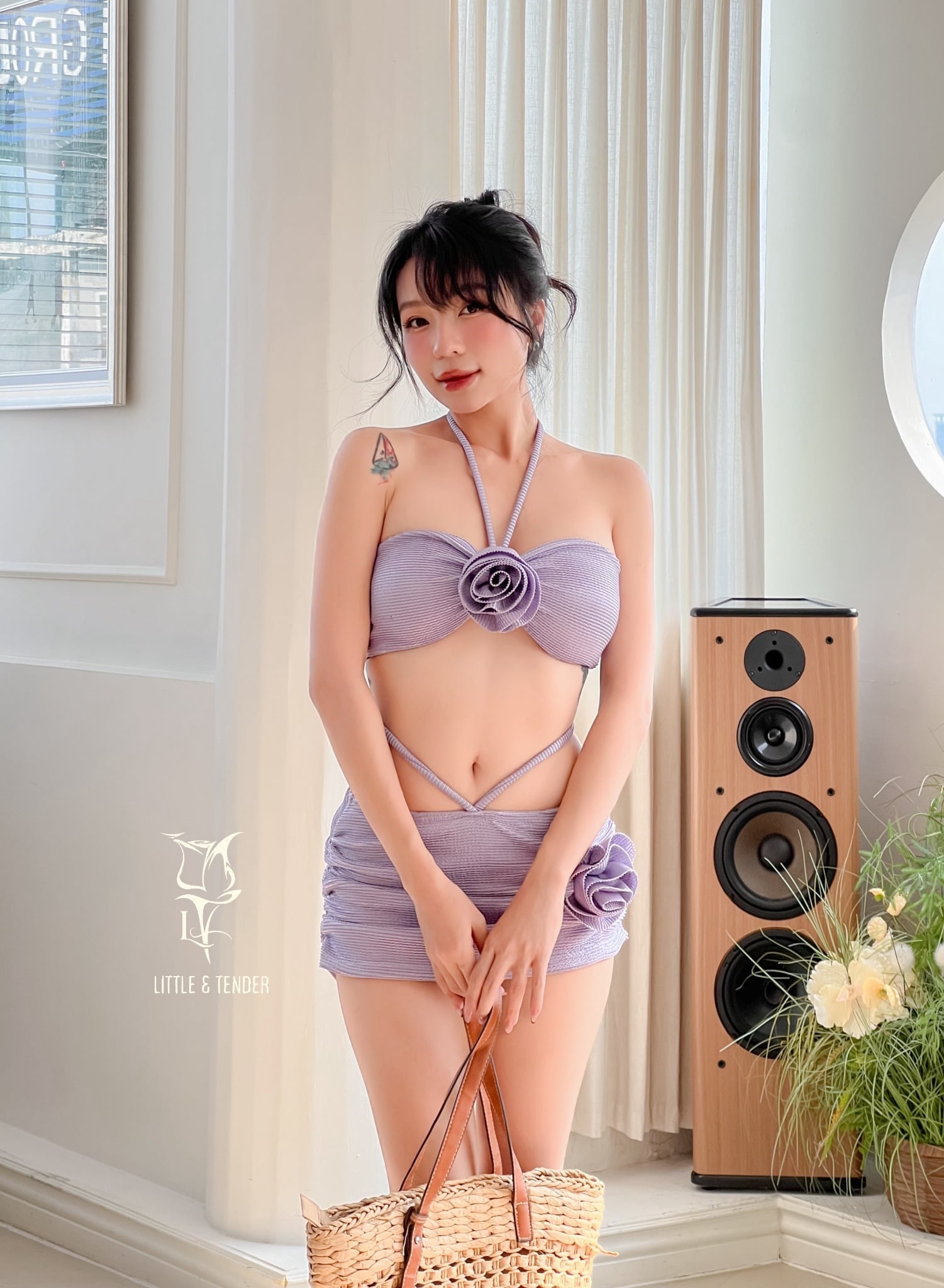 ROSELINE SWIMSUIT -  SET 3 MÓN THUN GÂN ÁNH NHŨ ĐÍNH HOA (SALE)