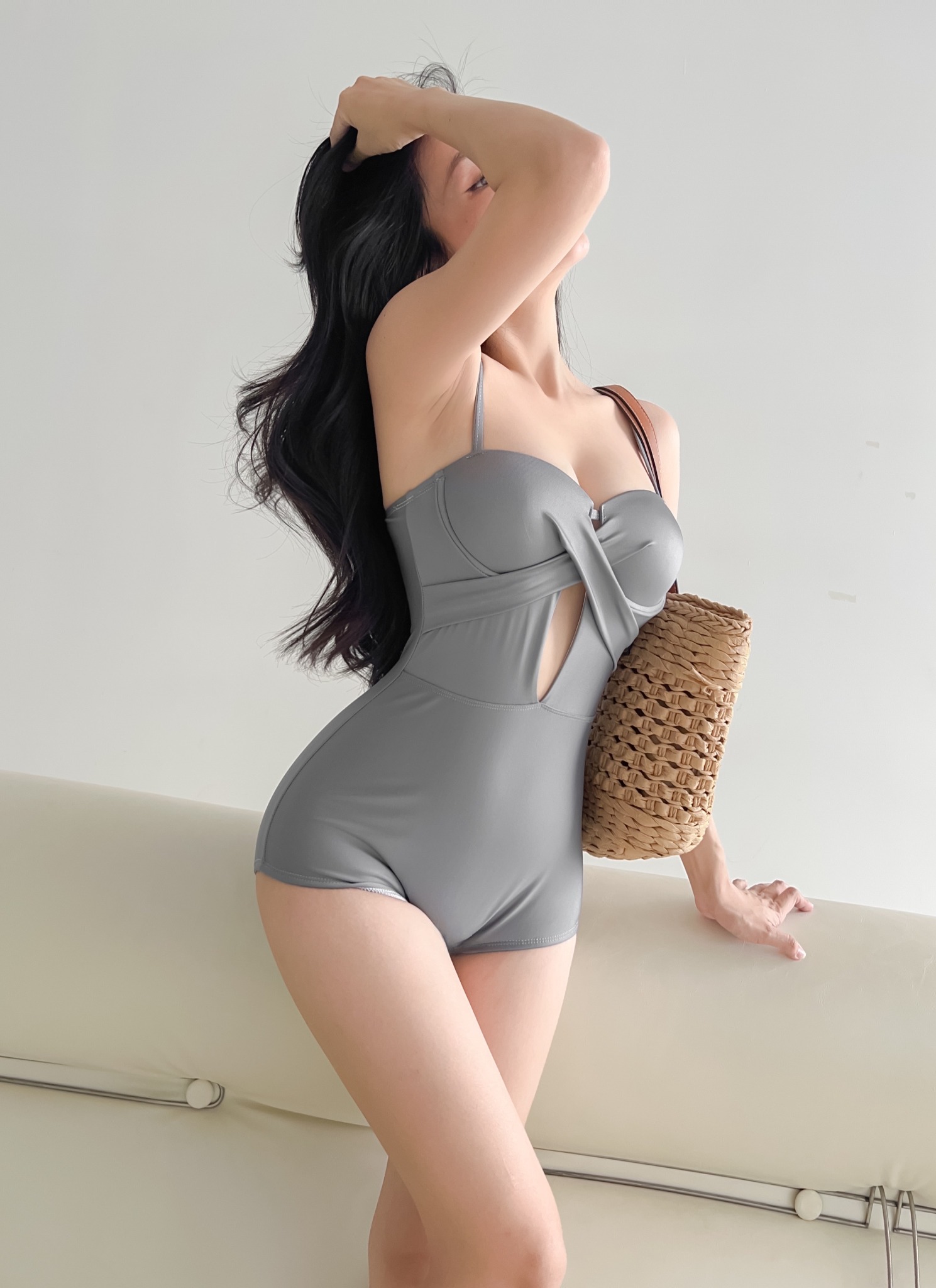 Black Rocha Swimsuit  - Áo Tắm 1 Mảnh Gọng V