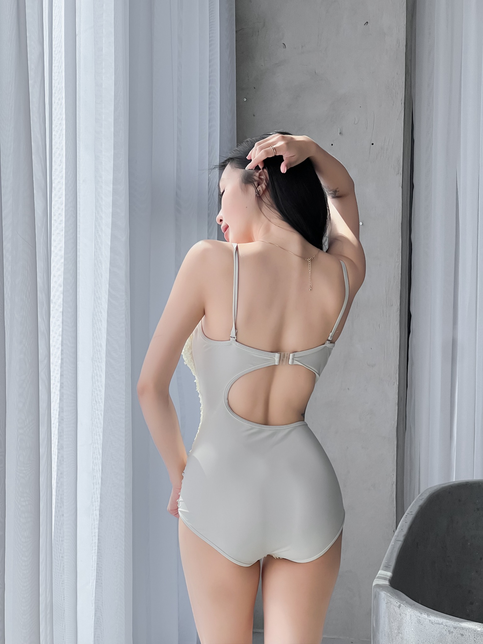 Lunara Swimsuit - Áo Tắm 1 Mảnh Đính Kim Sa Thủ Công