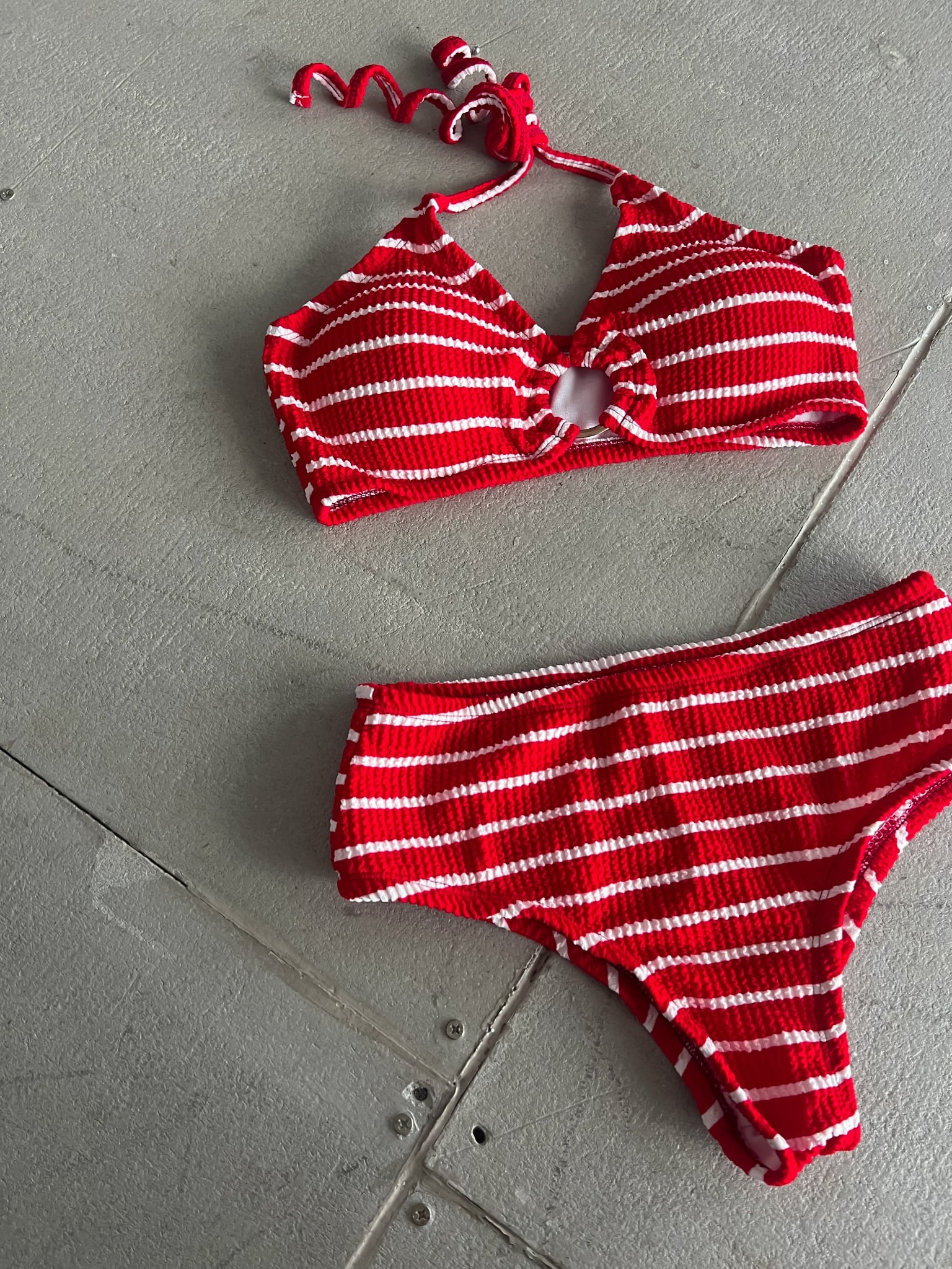 Linea Swimsuit SALE - Áo Tắm 2 Mảnh Thun Gân Họa Tiết Sọc