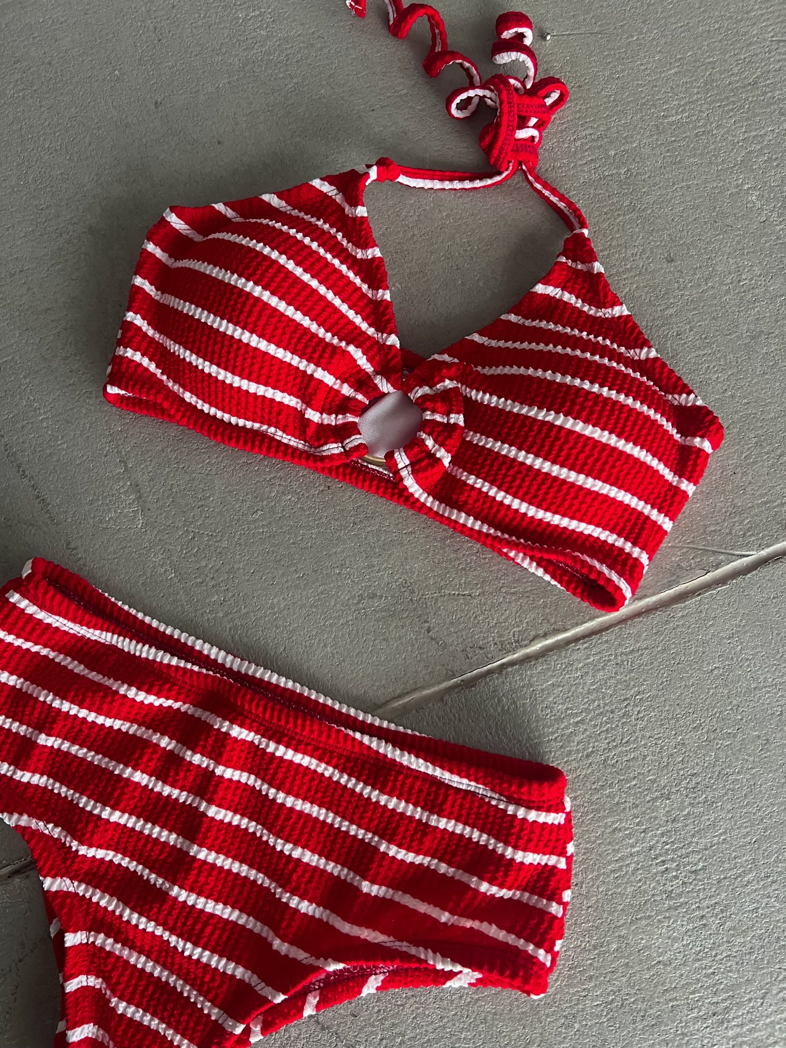 Linea Swimsuit SALE - Áo Tắm 2 Mảnh Thun Gân Họa Tiết Sọc