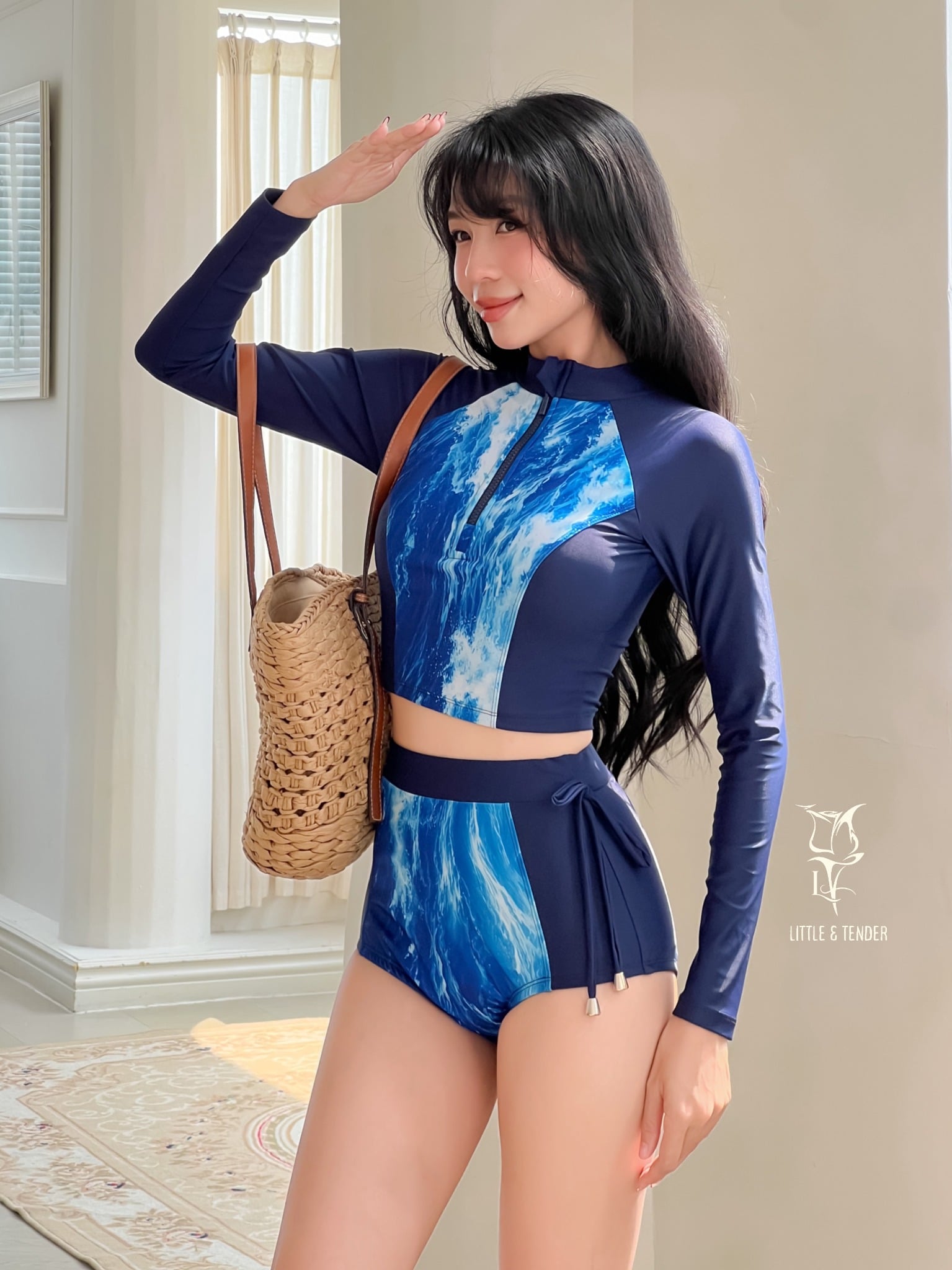 OCEAN SUMMER - ÁO TẮM 2 MẢNH DÀI TAY KÍN ĐÁO HỌA TIẾT SÓNG BIỂN