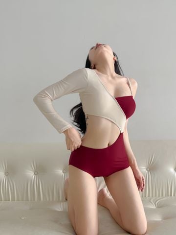 Butterfly Swimsuit - Áo Tắm 1 Mảnh Tay Dài lưng Cutout