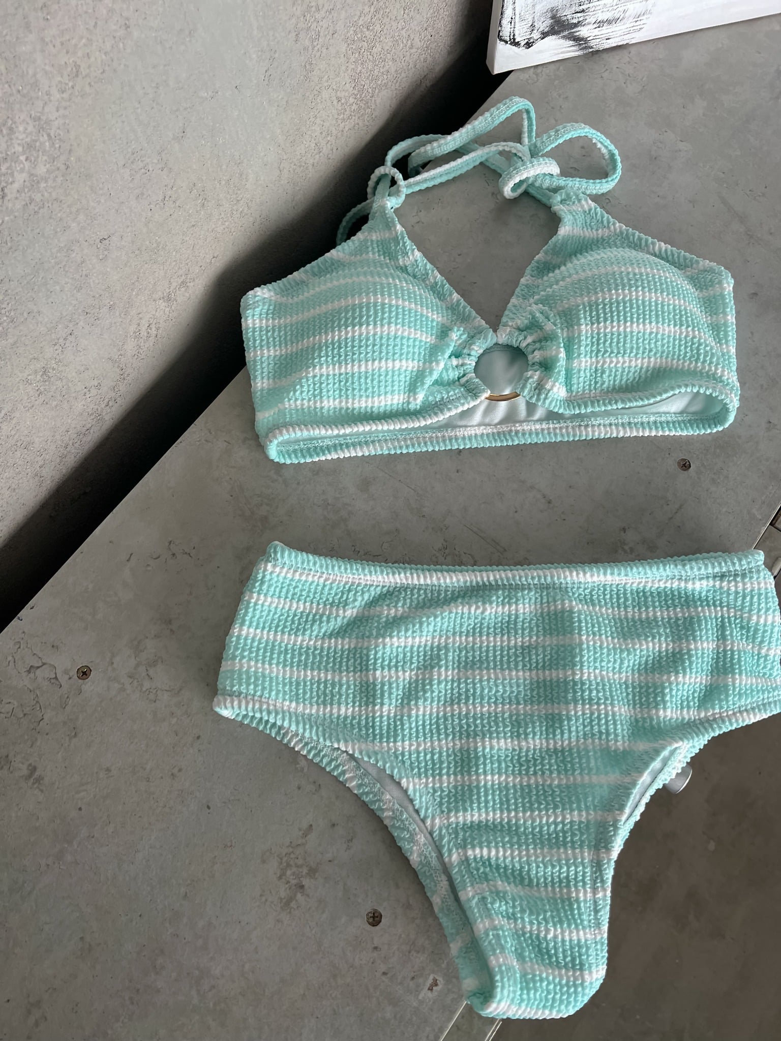 Linea Swimsuit SALE - Áo Tắm 2 Mảnh Thun Gân Họa Tiết Sọc