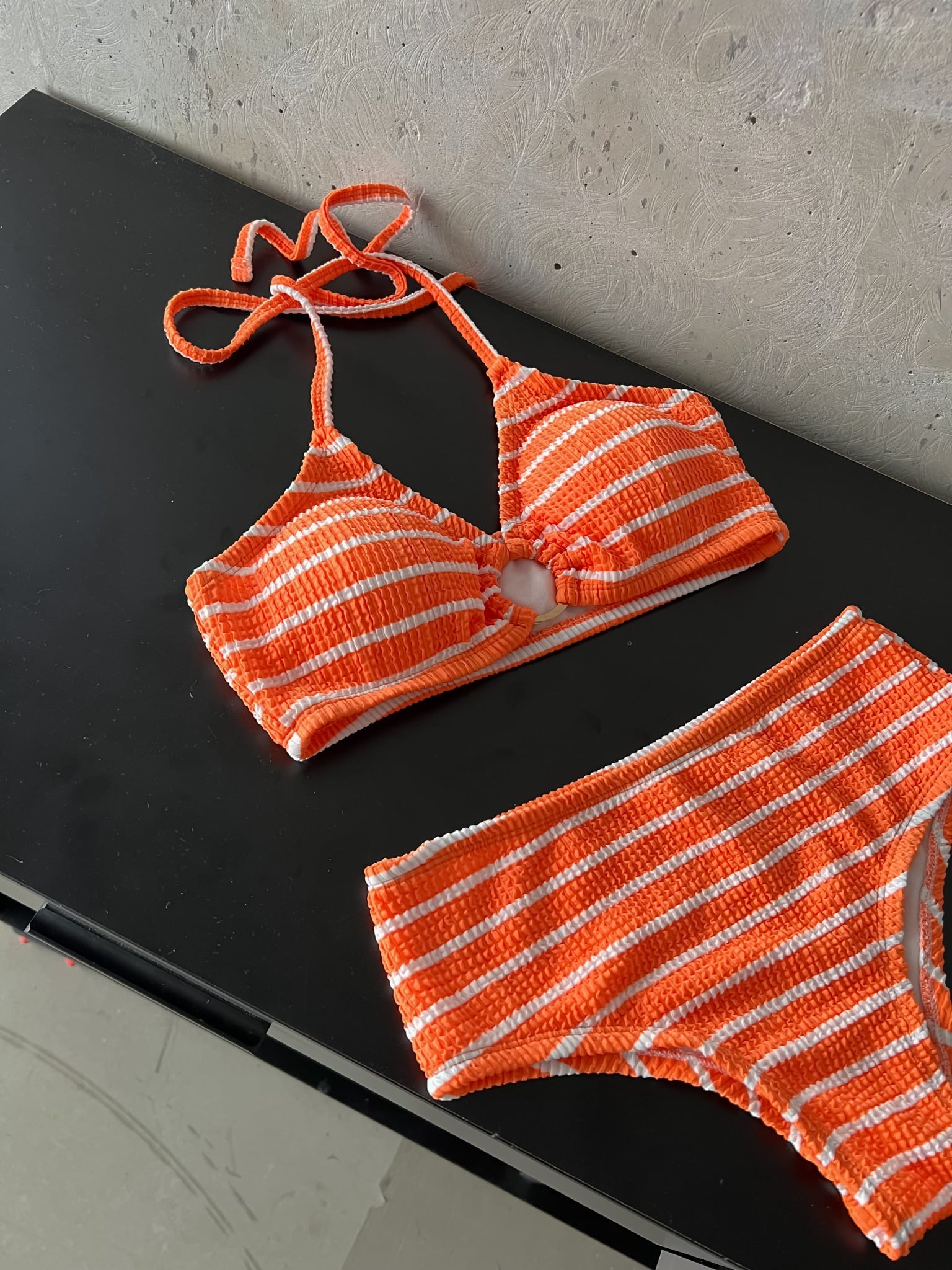 Linea Swimsuit SALE - Áo Tắm 2 Mảnh Thun Gân Họa Tiết Sọc