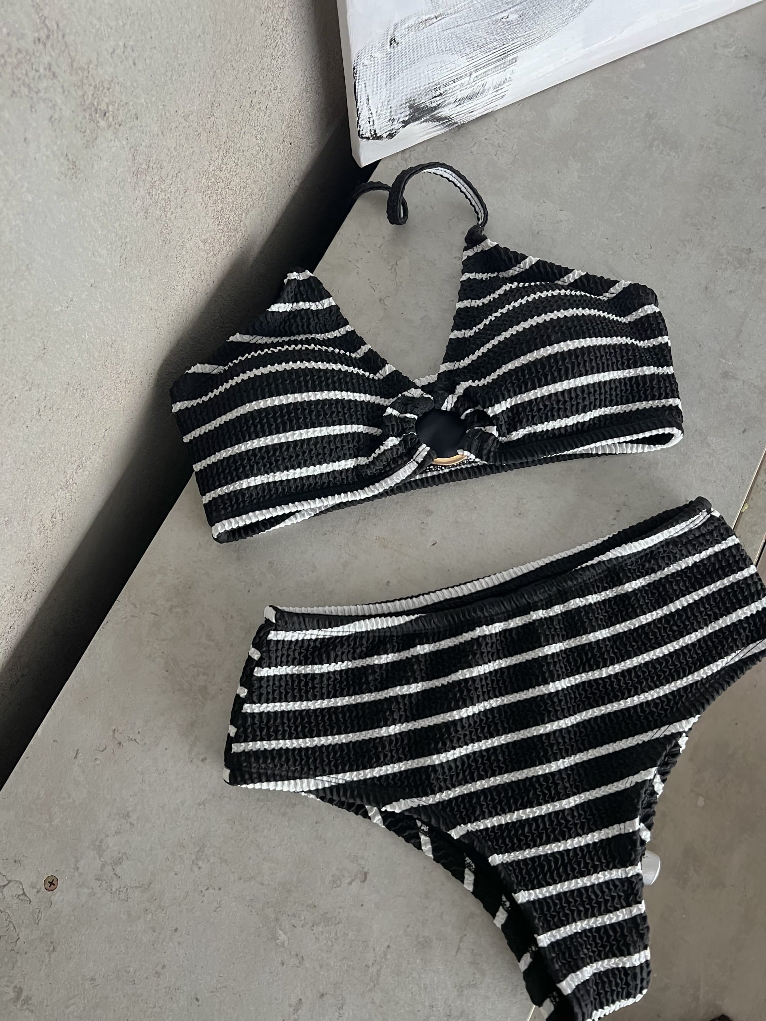 Linea Swimsuit SALE - Áo Tắm 2 Mảnh Thun Gân Họa Tiết Sọc