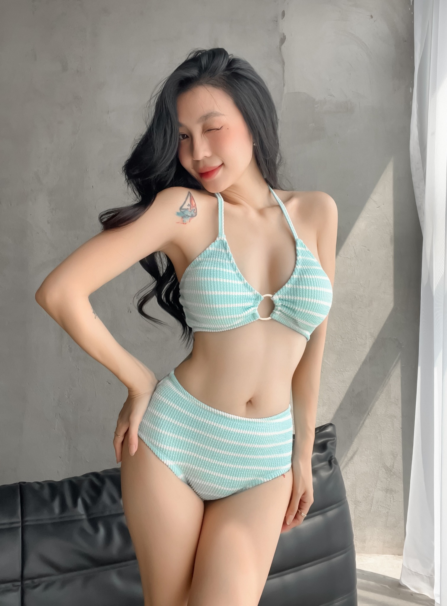 Linea Swimsuit - Áo Tắm 2 Mảnh Thun Gân Họa Tiết Sọc