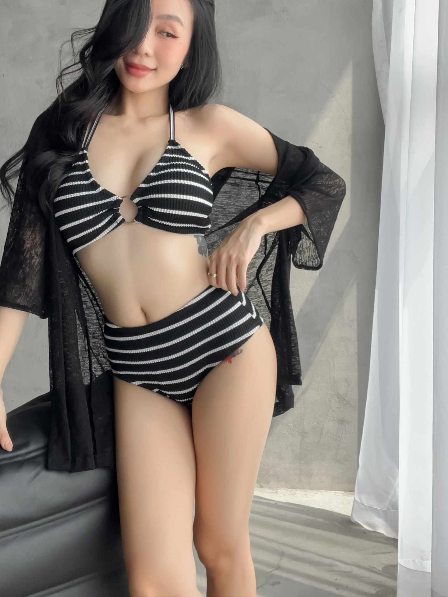 Linea Swimsuit - Áo Tắm 2 Mảnh Thun Gân Họa Tiết Sọc