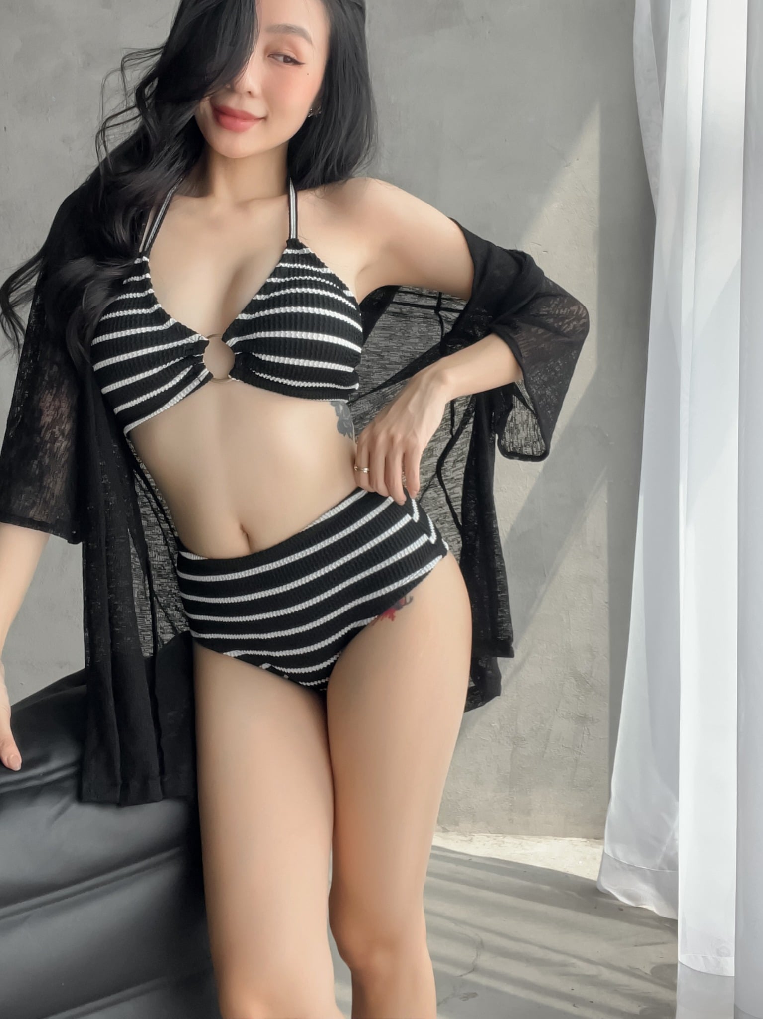 Linea Swimsuit SALE - Áo Tắm 2 Mảnh Thun Gân Họa Tiết Sọc