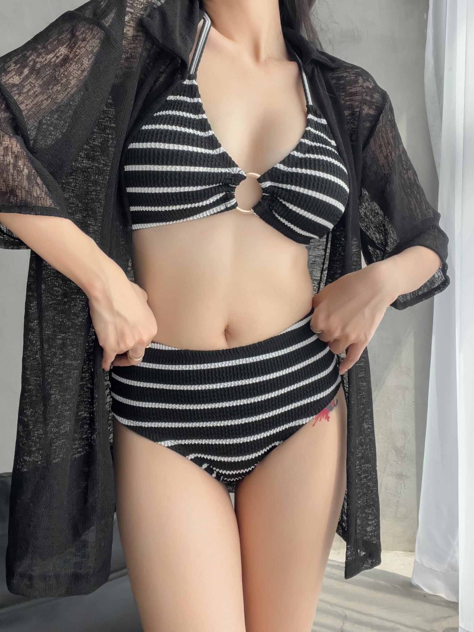 Linea Swimsuit SALE - Áo Tắm 2 Mảnh Thun Gân Họa Tiết Sọc