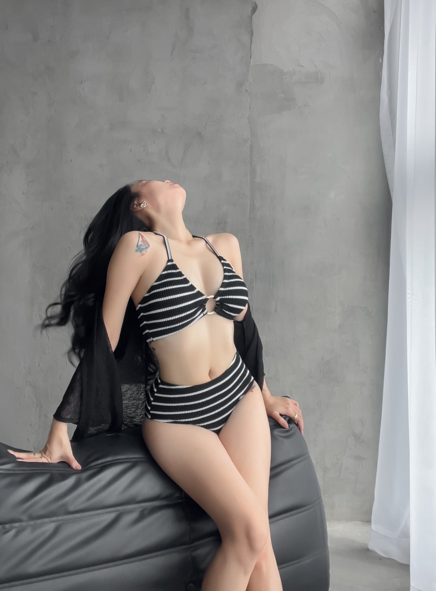 Linea Swimsuit SALE - Áo Tắm 2 Mảnh Thun Gân Họa Tiết Sọc