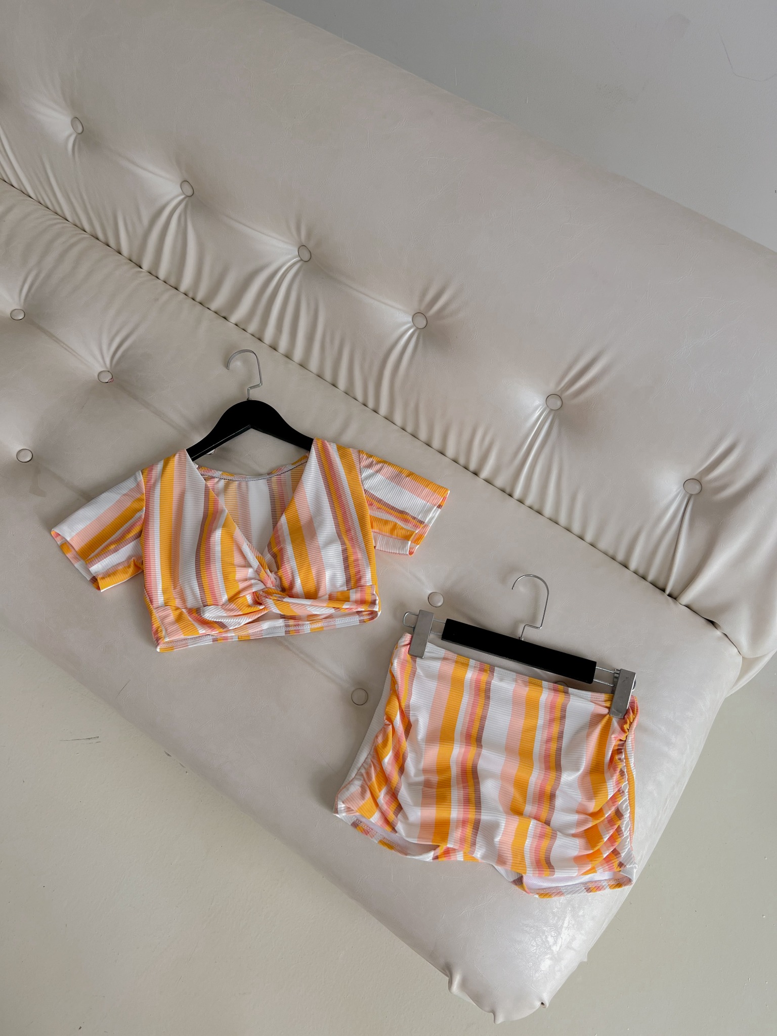 JUICE COUPLE SET SALE - ÁO TẮM 2 MẢNH HỌA TIẾT SỌC CAM