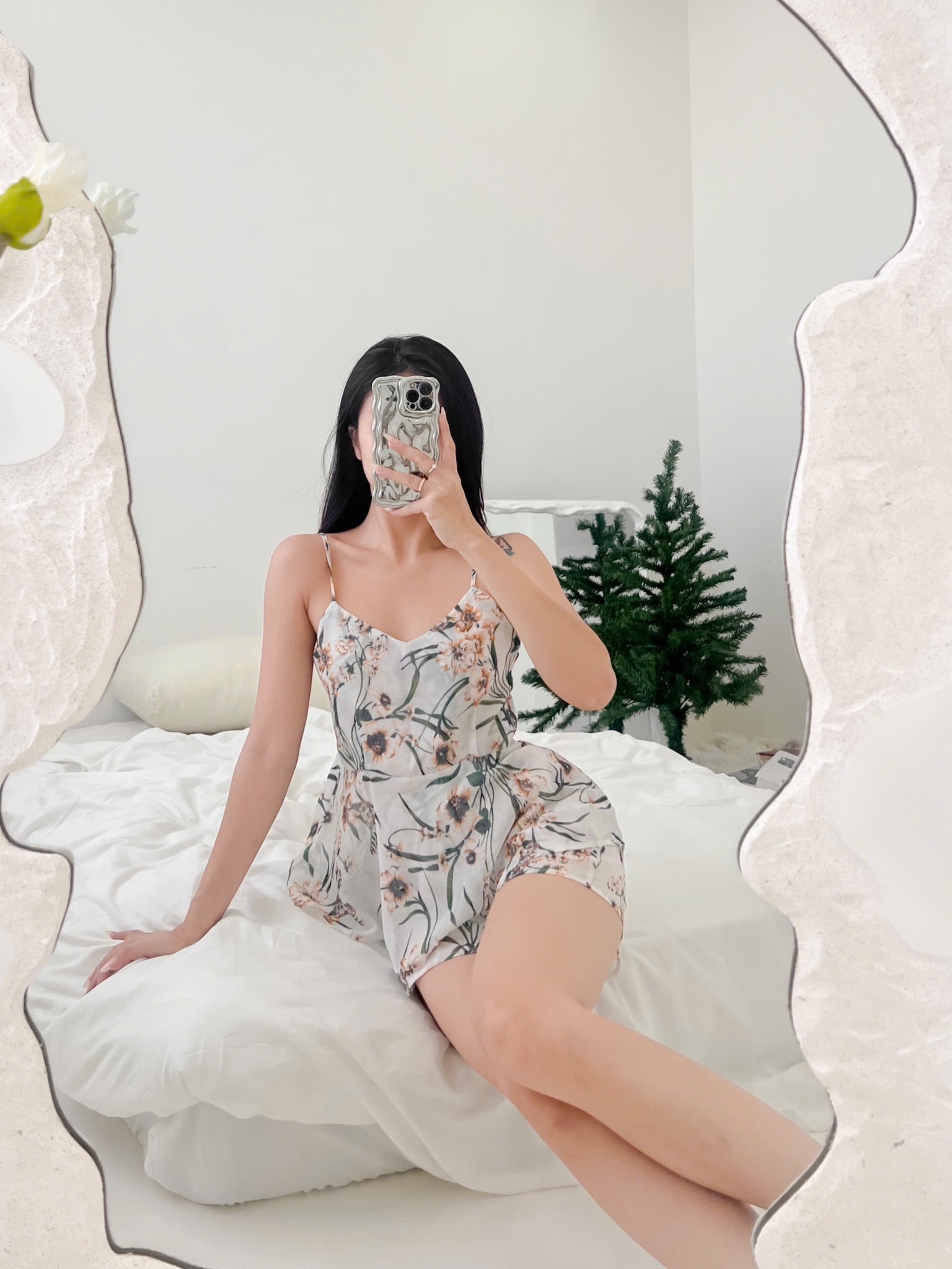 JOLY SILK SHORT PAJAMAS - ĐỒ NGỦ LỤA NGẮN HỌA TIẾT CÂY LÁ