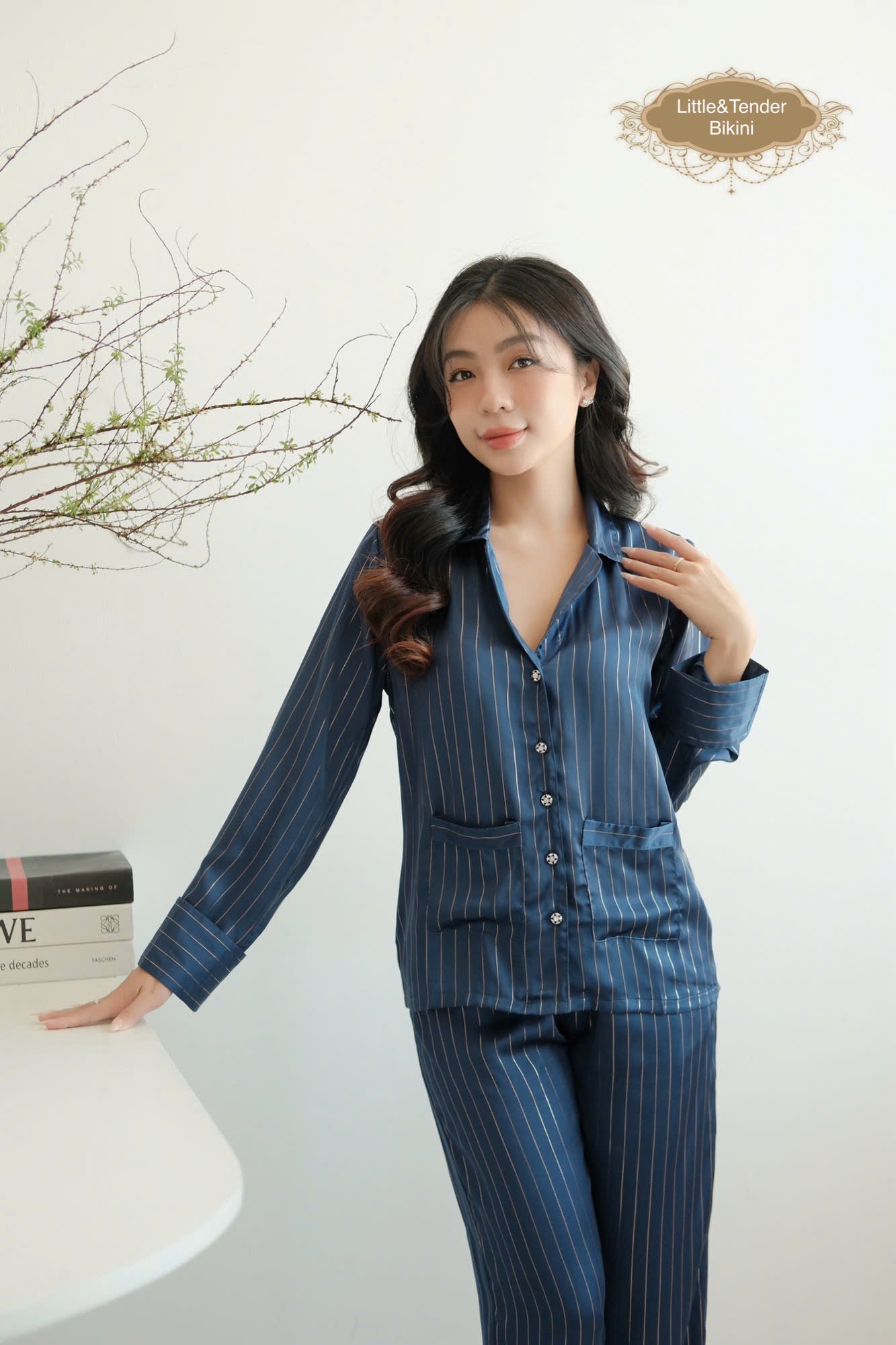 ROYAL BLUE SLIK PYJAMAS - ĐỒ NGỦ LỤA DÀI MÀU XANH ROYAL