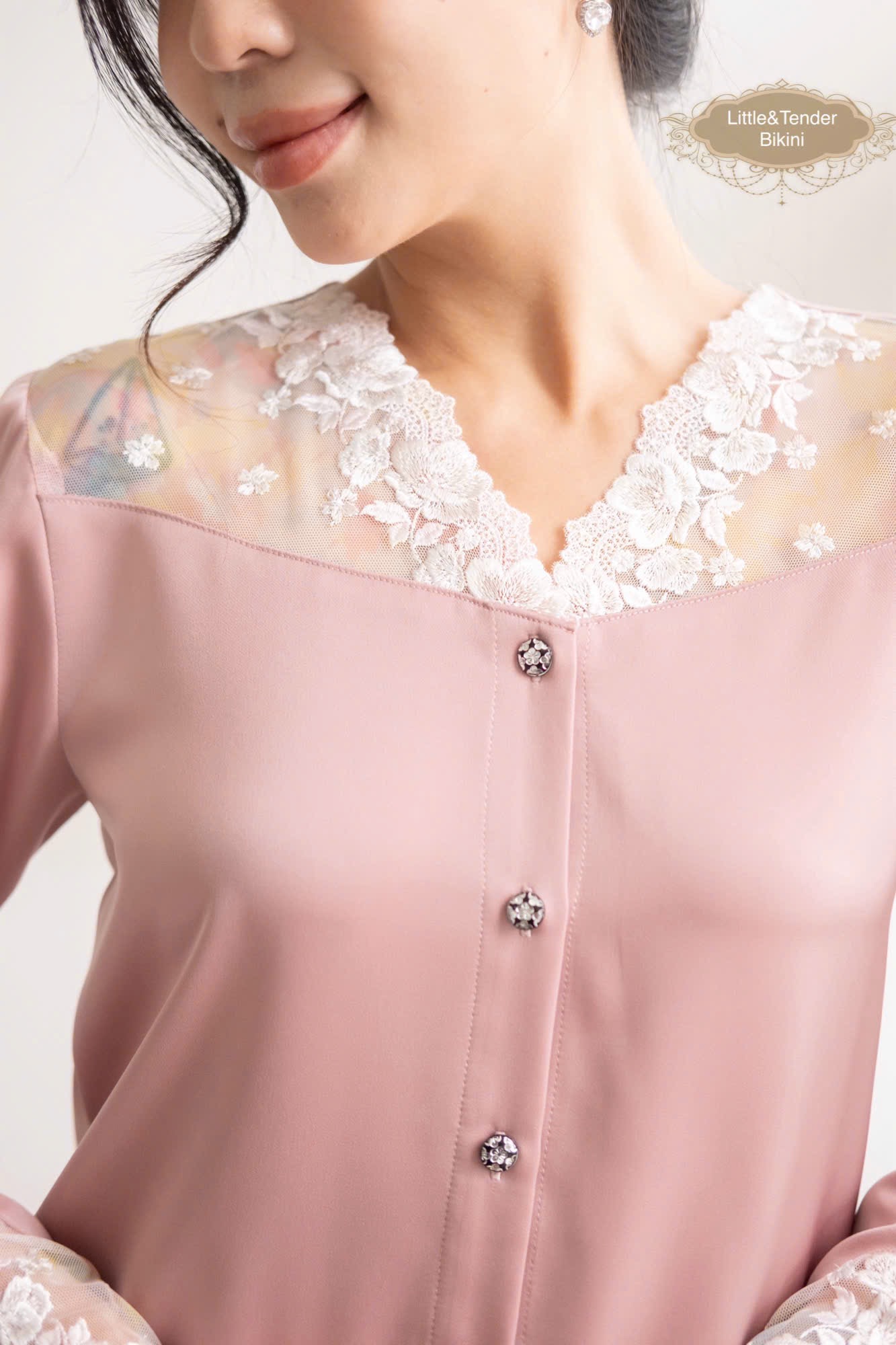 BLUSH PINK SILK PYJAMAS -  SET ĐỒ NGỦ LỤA DÀI CAO CẤP PHỐI REN ĐỘC ĐÁO