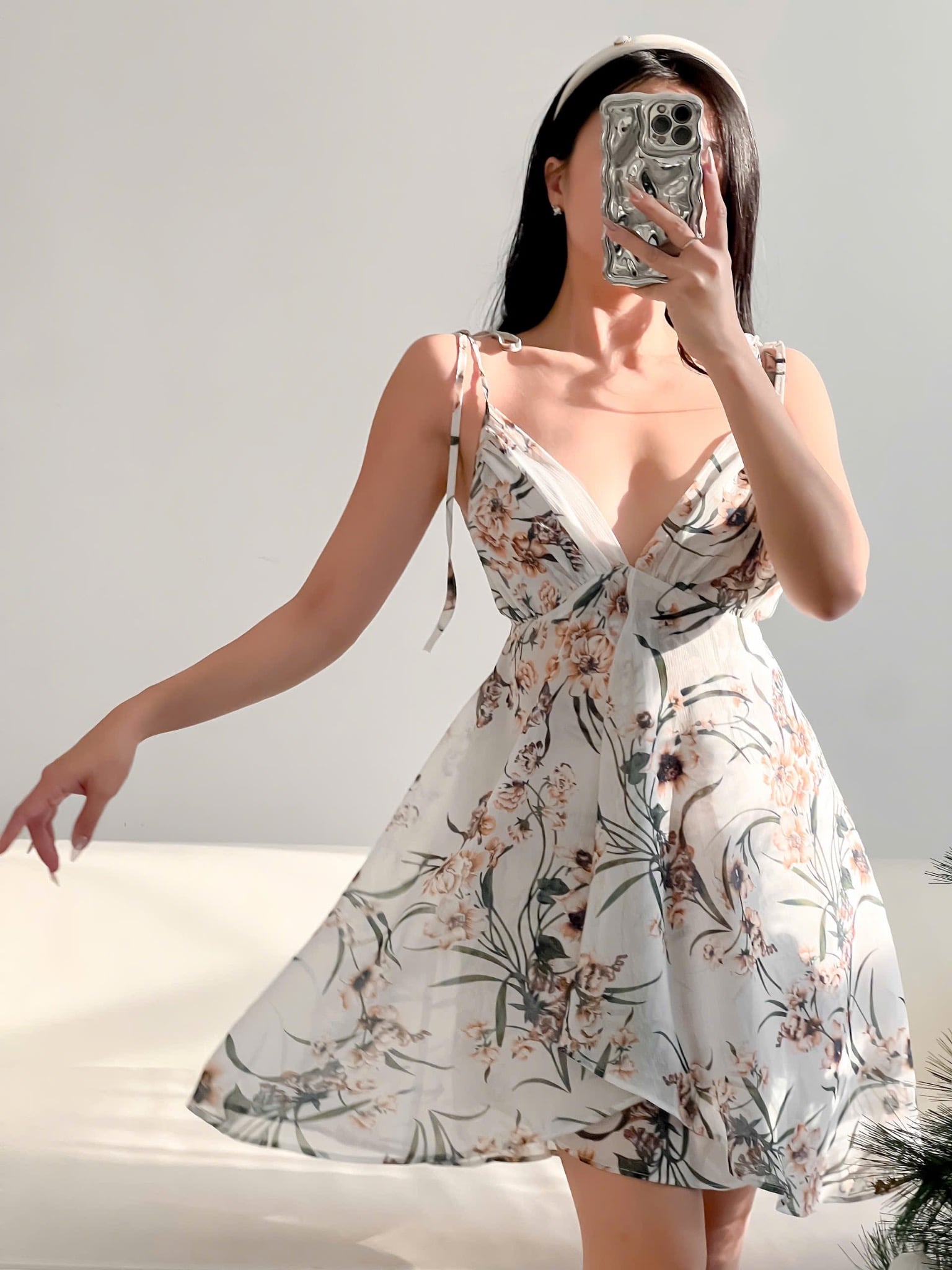 LYANA NIGHTDRESS - ĐẦM NGỦ LỤA 2 DÂY HỌA TIẾT