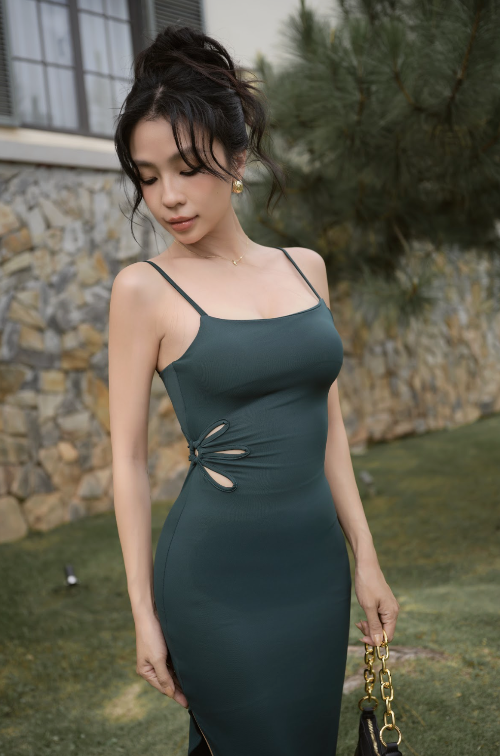 AMELIA MIDI DRESS - CUTOUT HÌNH BÔNG HOA
