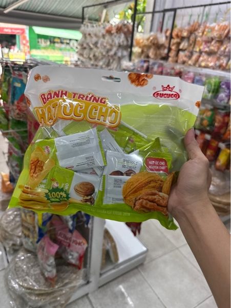 BÁNH TRỨNG HẠT ÓC CHÓ