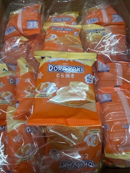 Bánh dora-yaki trứng muối lẻ