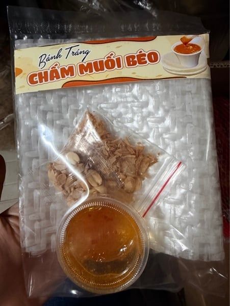 BÁNH TRÁNG CHẤM MUỐI BÉO