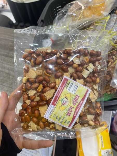 KẸO ĐẬU PHỘNG VUÔNG