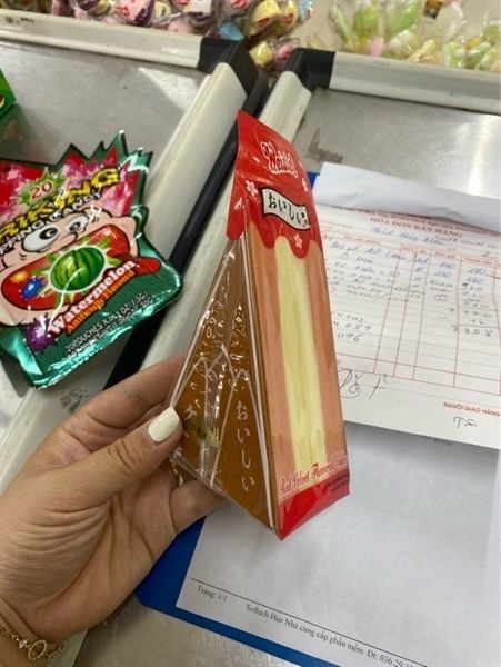 BÁNH TAM GIÁC VỊ MÂM XÔI