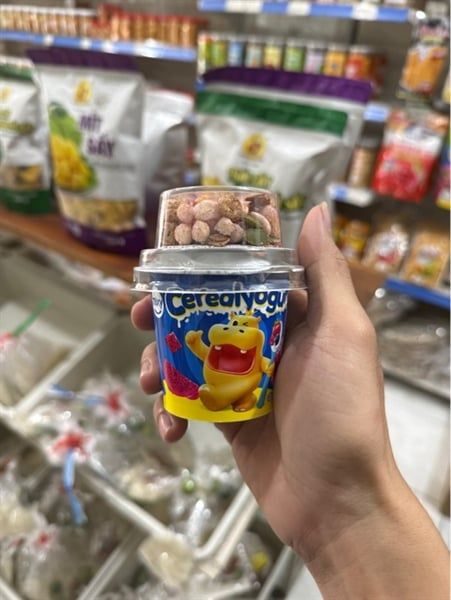 Sữa chua ngũ cốc caramen Mix Thanh Long 80g