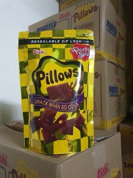 Snack Pillows Oishi nhân sôcôla 100g